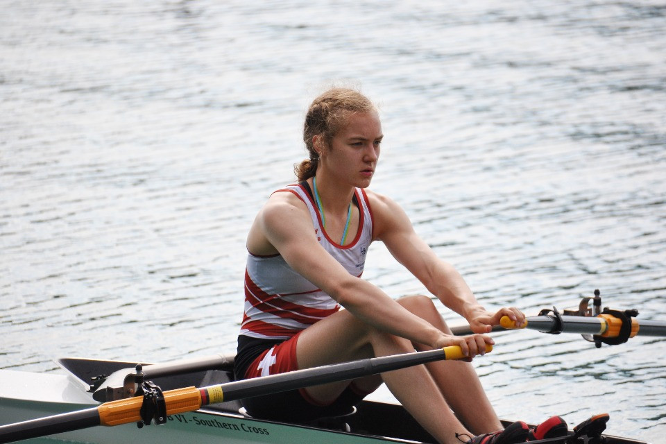 Aurelia-Maxima Janzen debutta a Zagabria nell’élite mondiale dello skiff