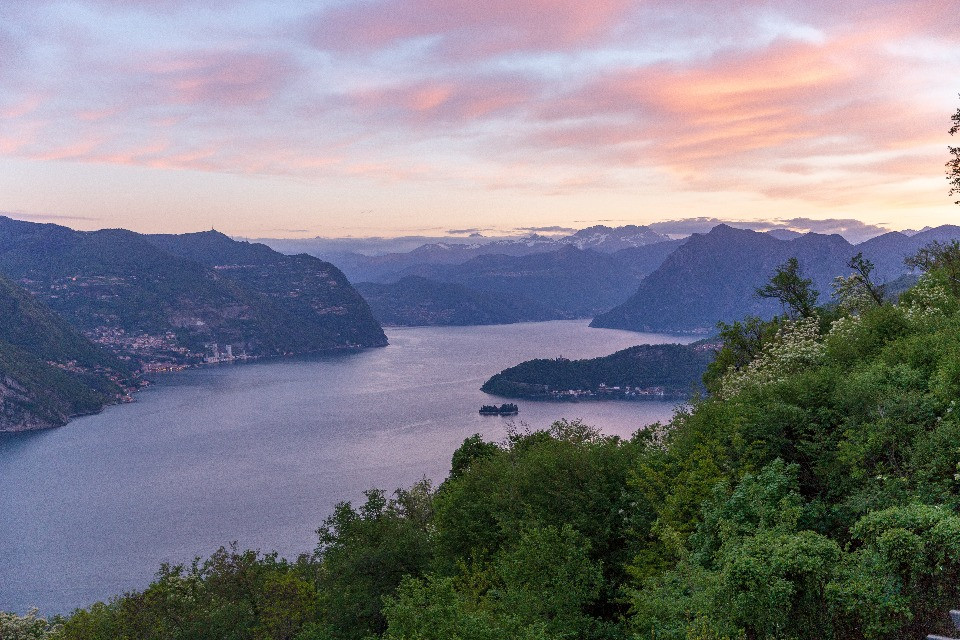© Shutterstock