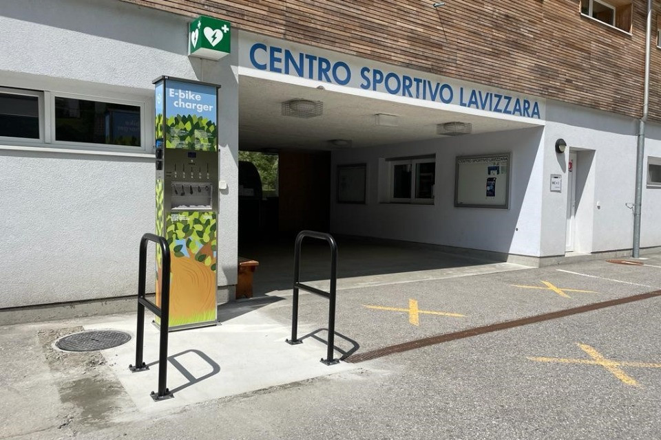 © Lavizzara