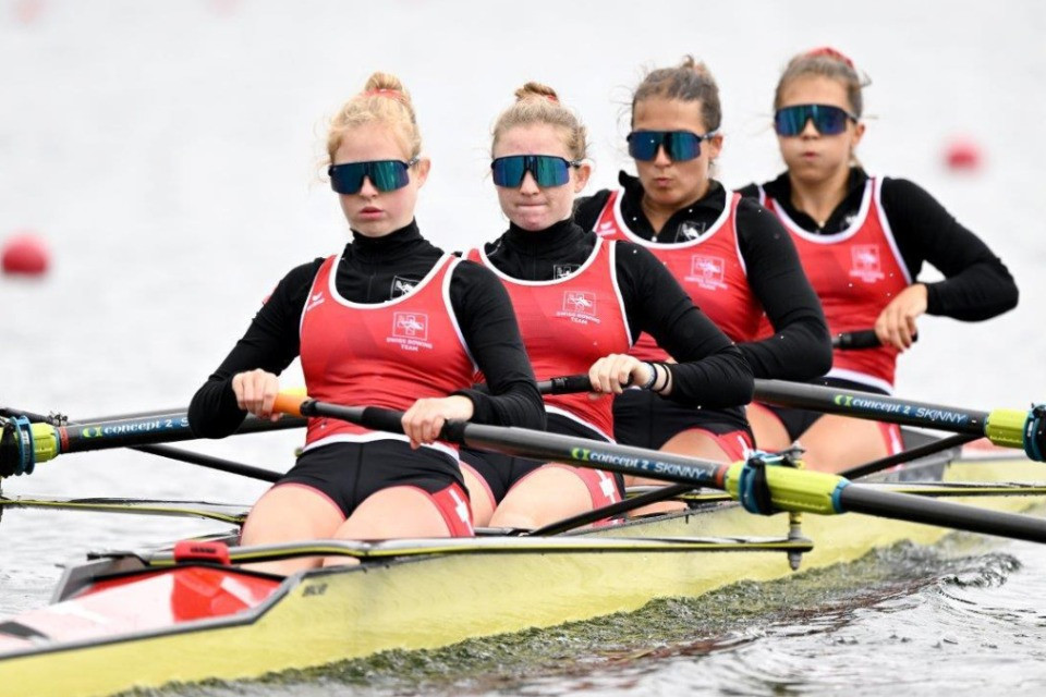 Il quattro senza femminile rossocrociato con la luganese Maria Rosa Wicki in qualità di capo-voga in piena azione nel ripescaggio di questa mattina.