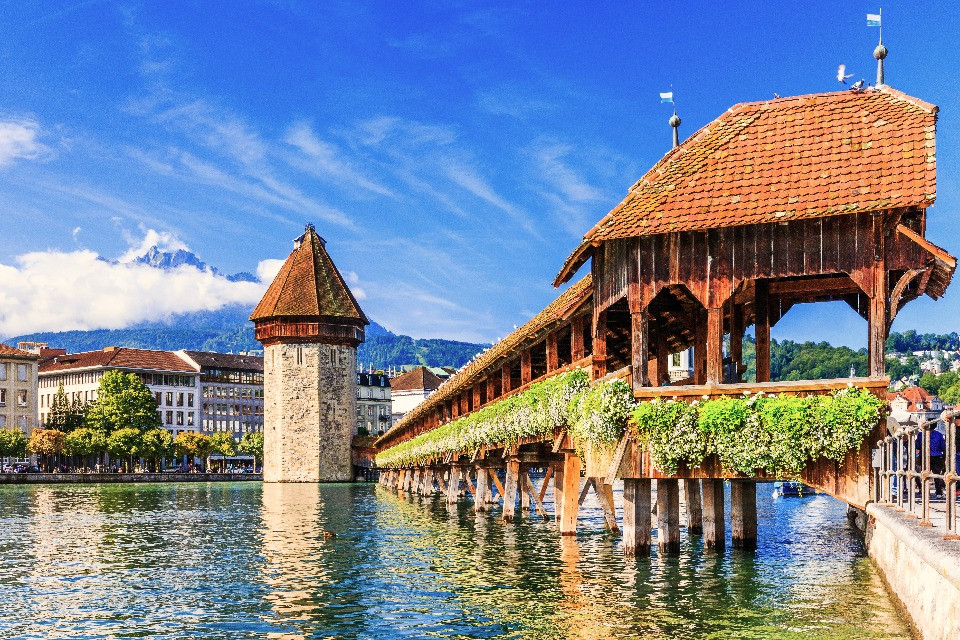 © Shutterstock