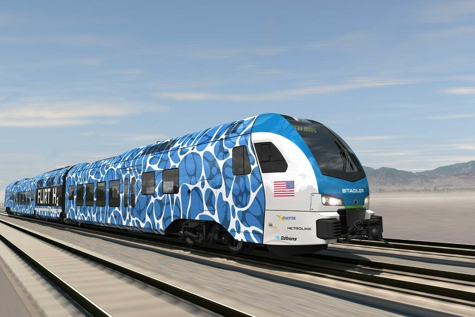 https://www.stadlerrail.com/it/flirt-h2/details/