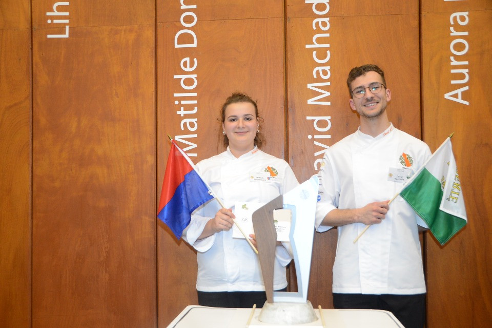Il vincitore del trofeo David Machado Texeira (VD) e la vincitrice per la carne Matilde Domeniconi (TI). © Repubblica e Cantone Ticino