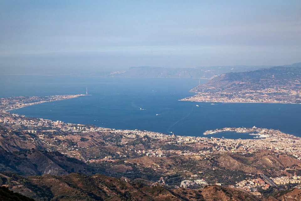 © Shutterstock