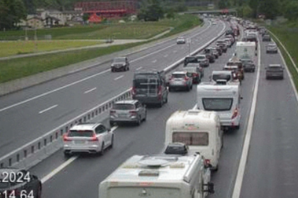 https://www.gotthard-traffic.ch/webcams?lan=it