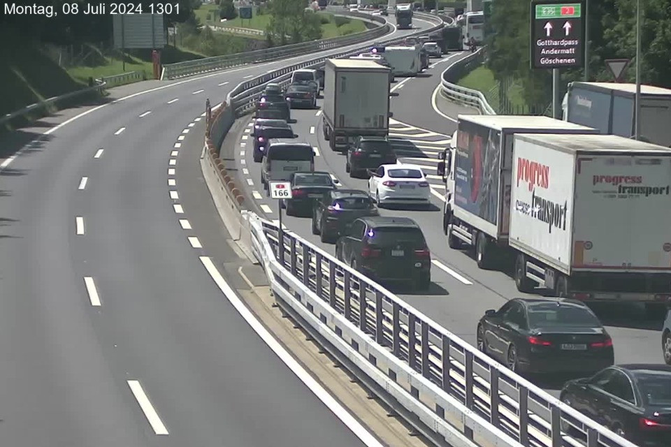https://www.gotthard-traffic.ch/webcams?lan=it