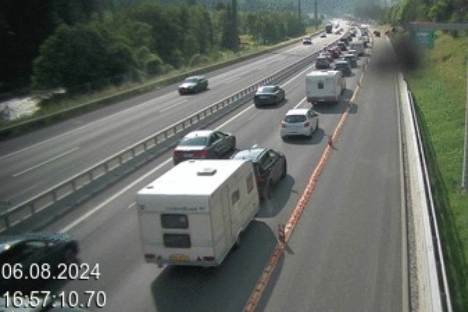 https://www.gotthard-traffic.ch/webcams?lan=it