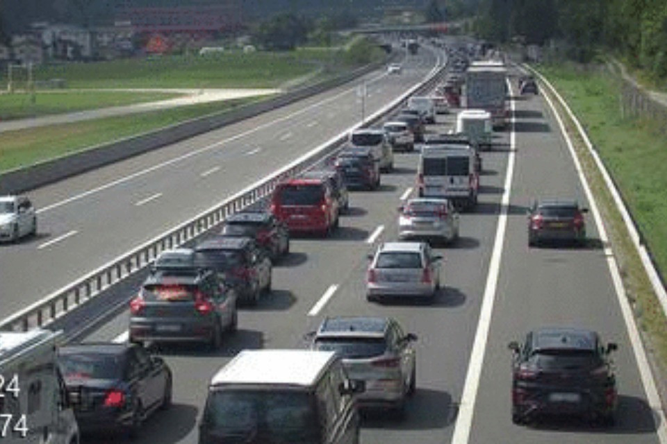 https://www.gotthard-traffic.ch/webcams?lan=it