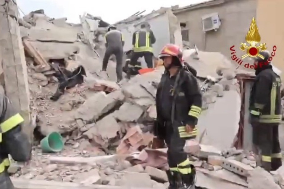 Da video Twitter Vigili del fuoco