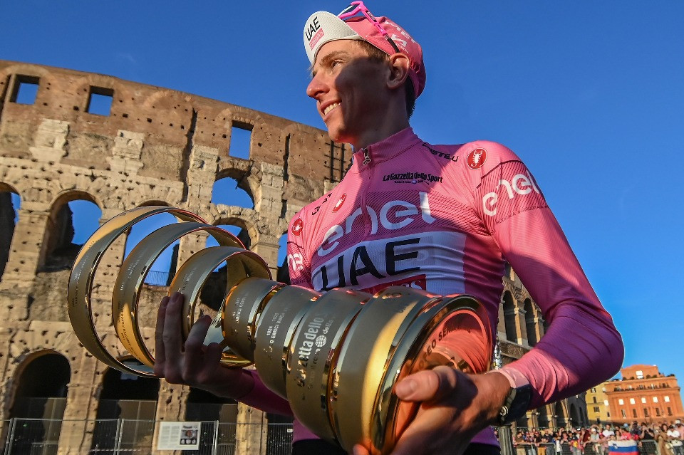 Pogacar vittorioso all'ultimo Giro d'Italia. © Shutterstock