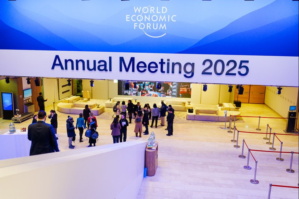 © World Economic Forum / Boris Baldinger