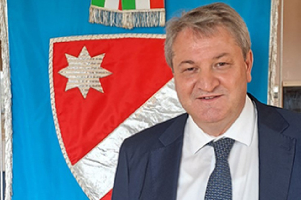 https://consiglio.regione.molise.it/robertiXIII