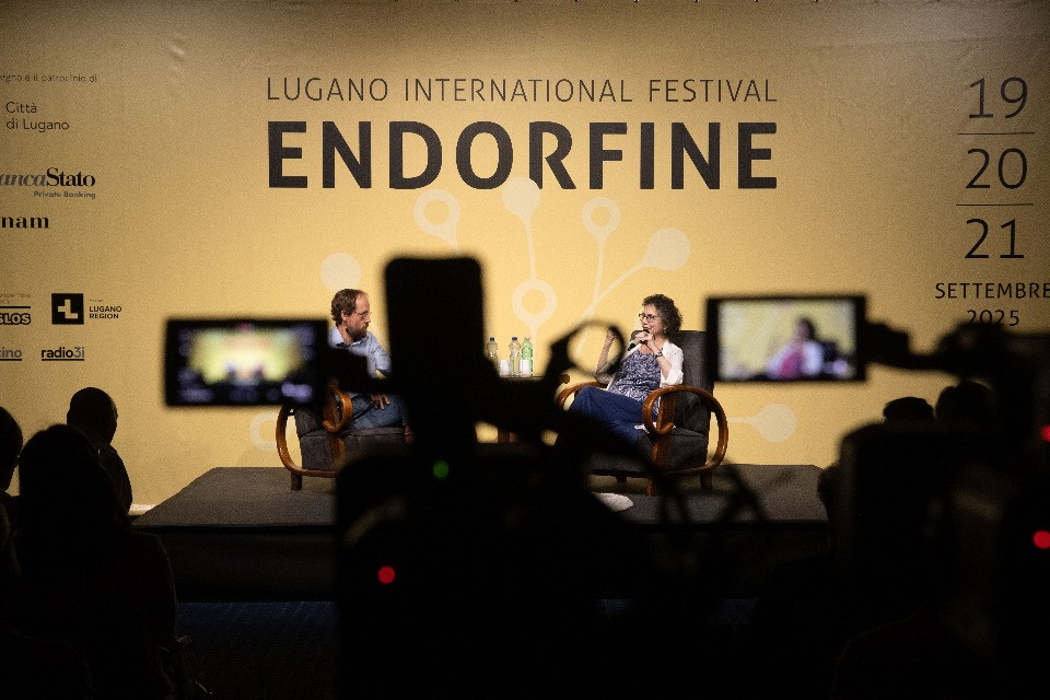 Lugano: Endorfine Festival, Susan Neiman "Perché ha vinto Trump?". Nella foto un momento della serata con la presenza di Susan Neiman. ©Ti-Press / Benedetto Galli