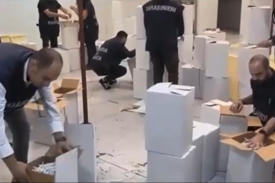 Guardia di finanza - Carabinieri