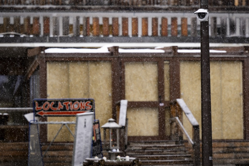 ©JEAN-CHRISTOPHE BOTT