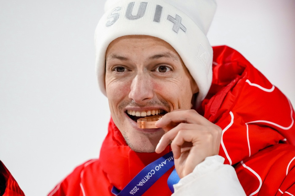 © AP Photo/Evgeniy Maloletka