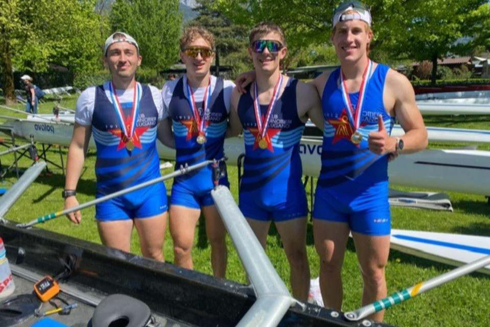 Da sinistra: Giacomo Addamo, Tommaso Frei, Willem Orlandini e Sebastiano Wicki, componenti del 4 di coppia del Club Canottieri Lugano.