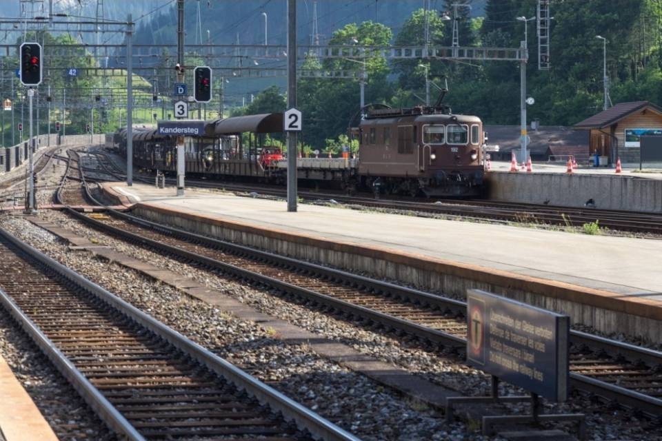 Il vecchio tunnel del Lötschberg è stato riaperto