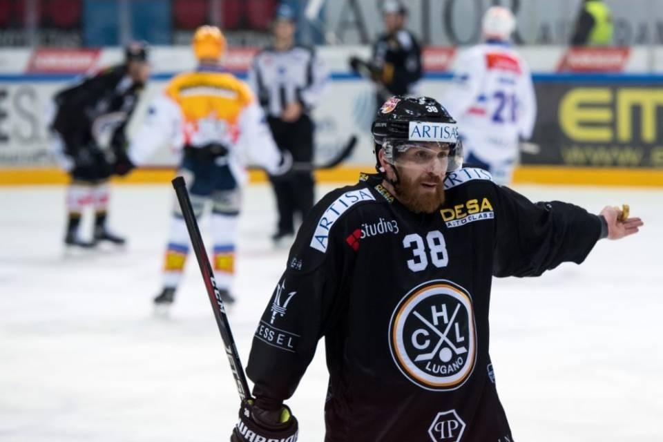 Raffaele Sannitz festeggia le 800 partite in bianconero