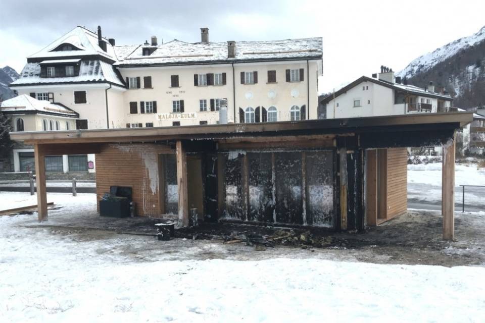 Chi ha bruciato un chiosco a Maloja?