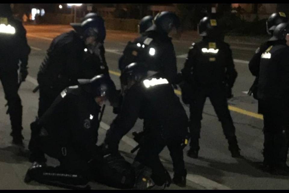 "Maltrattato dagli agenti alla Resega". La Polizia risponde