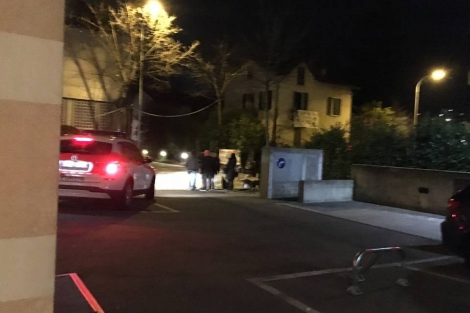 Nuova occupazione in via Monte Boglia