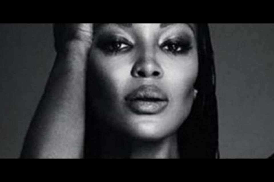 Naomi Campbell contro la censura