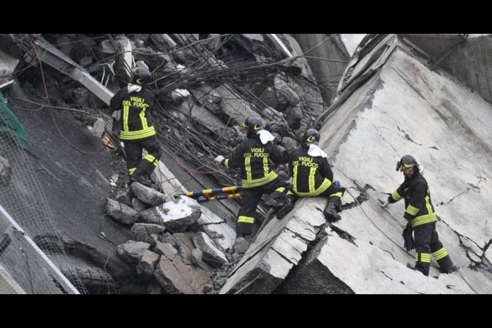 Genova, il bilancio dei morti sale a 37