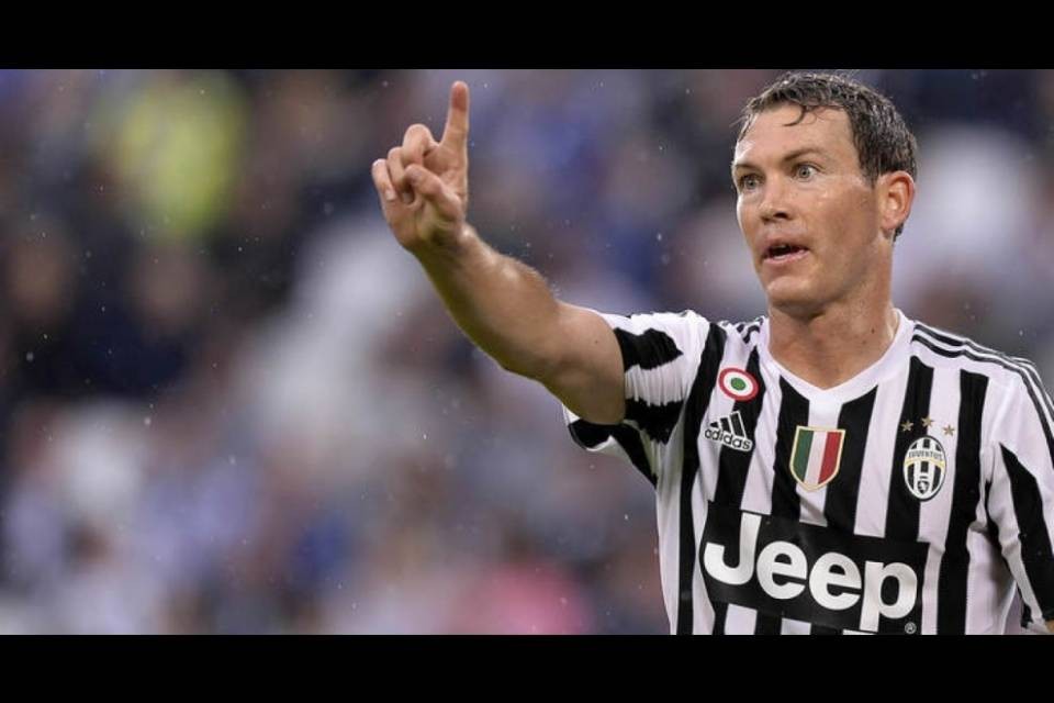 Lichtsteiner spiazza la Juve: "Non so se rinnovo"