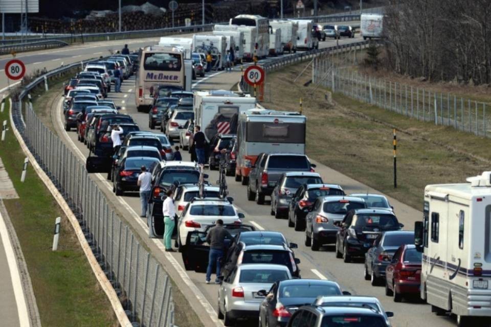 Torna regolare il traffico al San Gottardo
