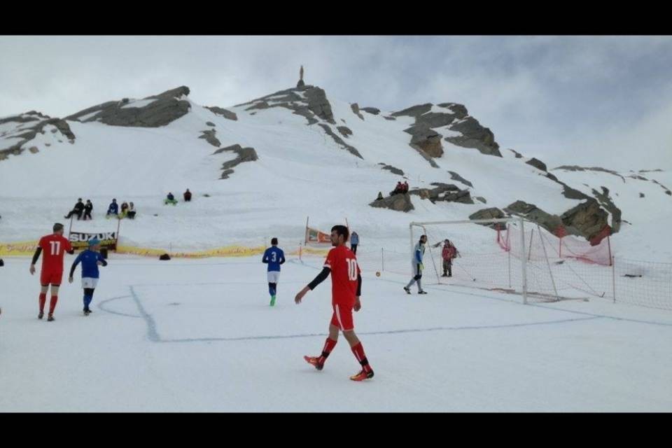 Sulla neve, Svizzera-Italia 3-1