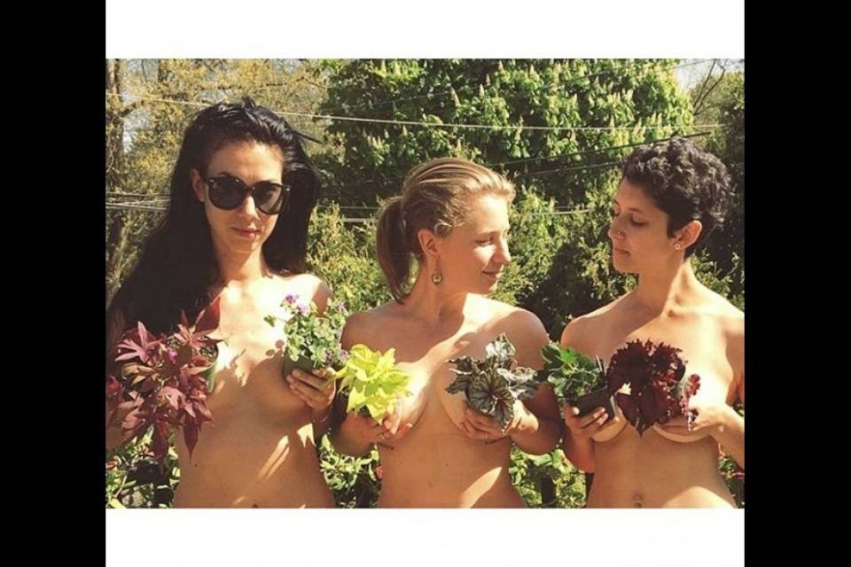 Tutti nudi nella natura