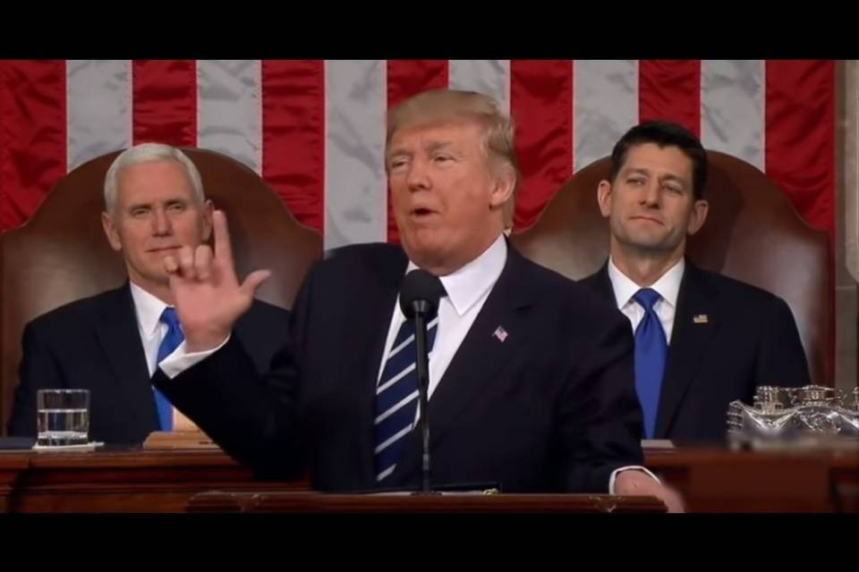 Donald Trump canta "Despacito"