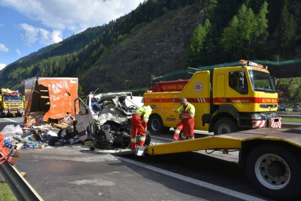 Quinto, riaperta la A2