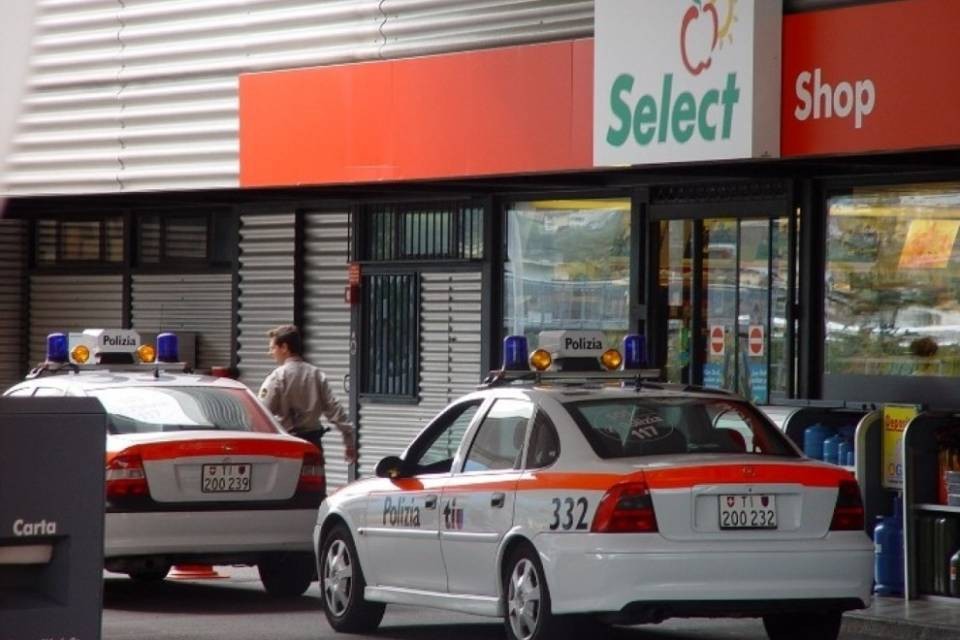 Rapinarono la Shell, torneranno in Albania