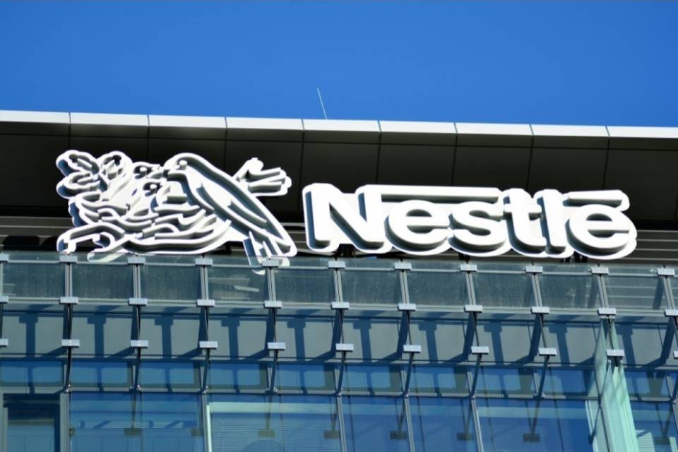 Anche Nestlé paga le conseguenze del coronavirus