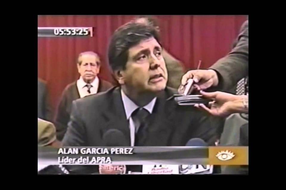 Perù: l'ex presidente si spara durante l'arresto