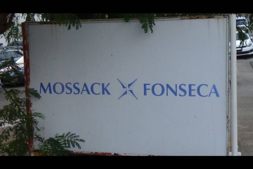 Panama Papers: Mossack Fonseca chiude i battenti