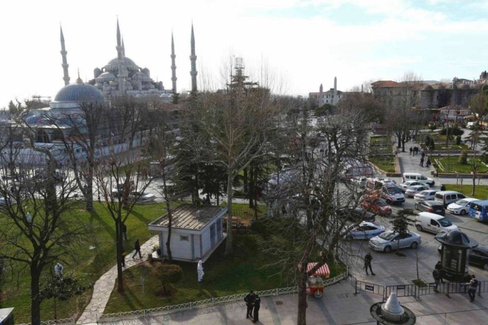 Esplosione a Istanbul, almeno 10 morti, di cui 6 tedeschi
