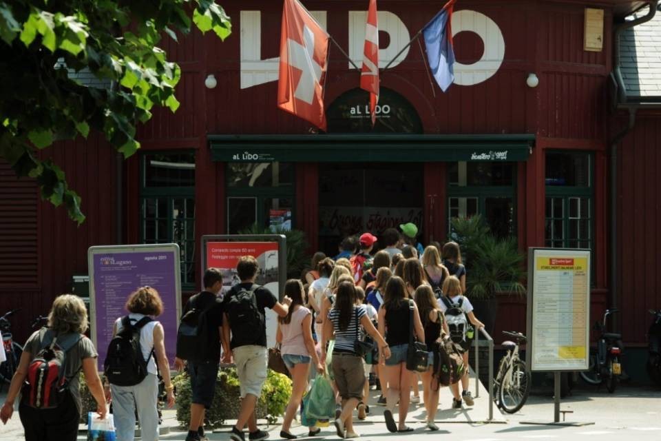 180'000 persone nei lidi di Lugano