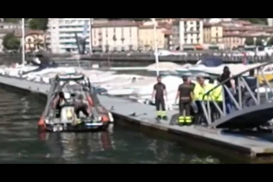 Macabro ritrovamento sul lungolago di Como