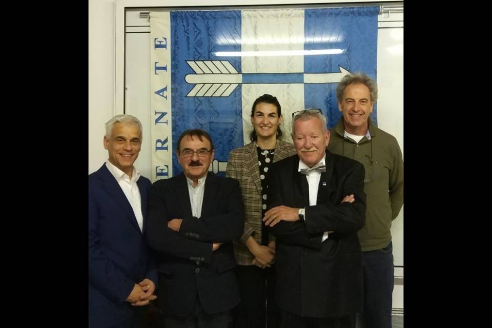 Vernate: il Municipio si ripresenta in corpore