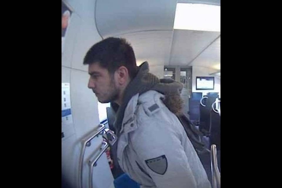 Chi riconosce quest'uomo?