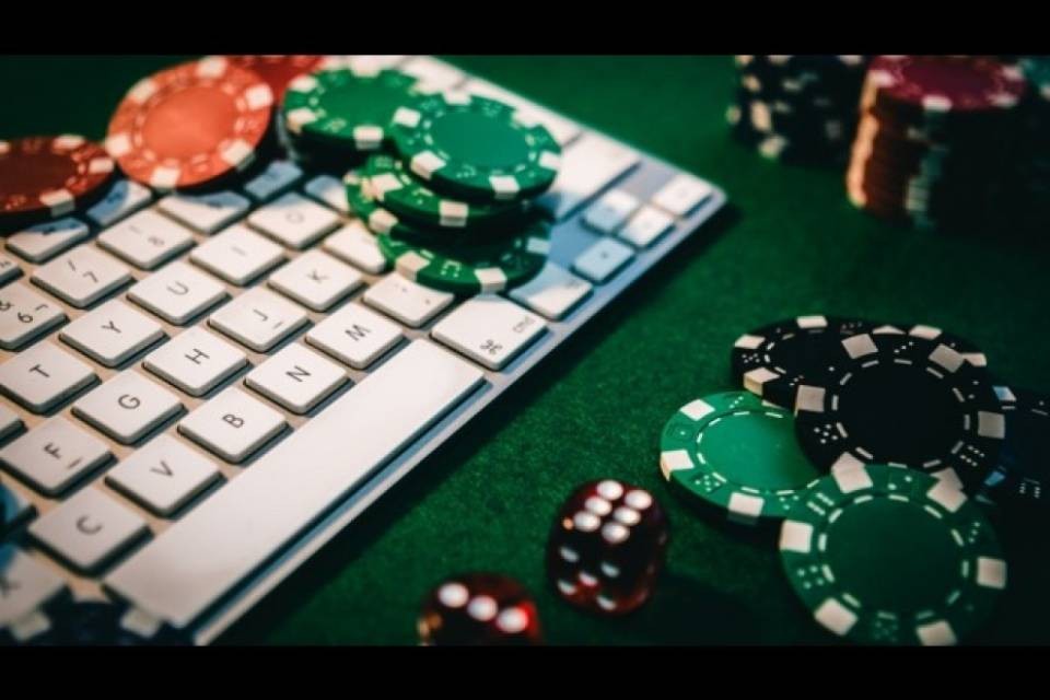 Giochi d'azzardo illegali, il blocco ora funziona bene