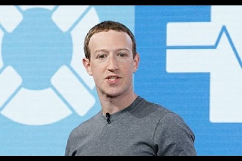 Zuckerberg ammette: "Abbiamo fatto degli errori"