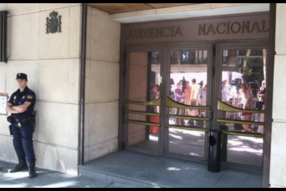 Catalogna, scattano le detenzioni
