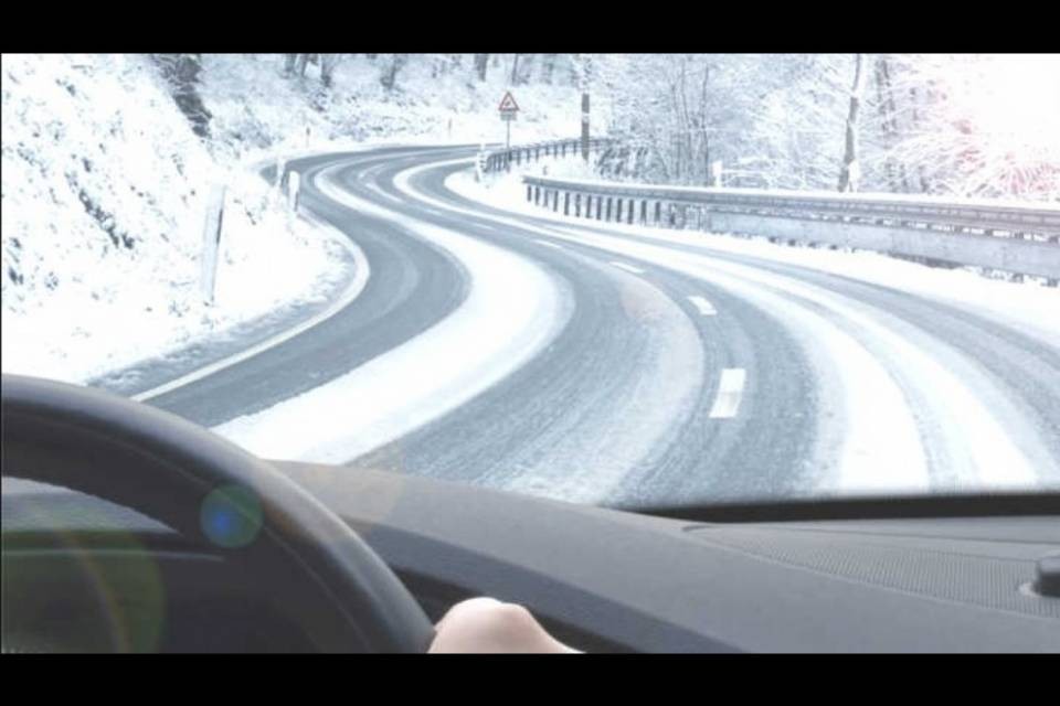 Le temperature rigide sollecitano automobilisti e TCS
