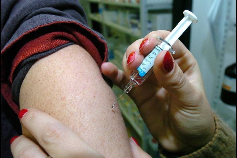 Il coronavirus blocca le vaccinazioni per il morbillo
