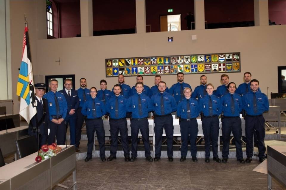 Diciassette nuovi agenti per la Polizia cantonale dei Grigioni