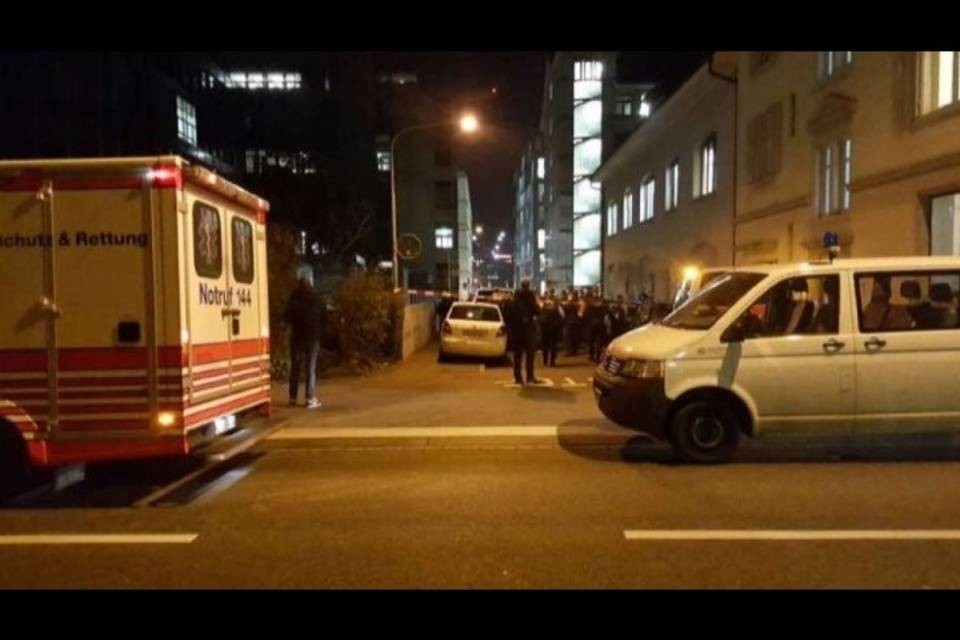 Zurigo: lo sparatore è il morto